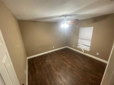 2507 NW 27th St, Fort Worth, TX 76106 - photo 6
