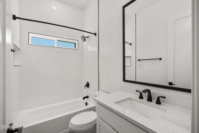 12813 Fredricksburg-9