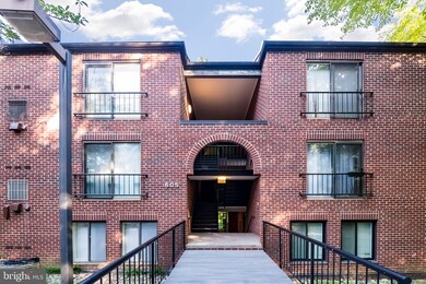 Sligo Station Condominium unit 219, Takoma Park, MD 20912 - photo 2