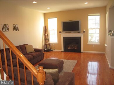 180 Chancellor Dr, Woodbury, NJ 08096 - photo 5