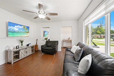 5641 SW 37th Ct, Davie, FL 33314 - photo 6