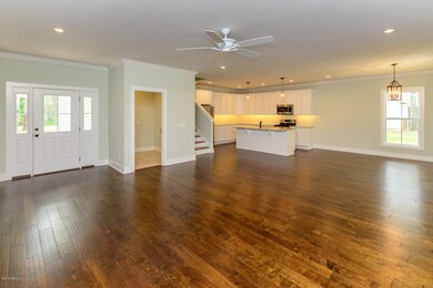 117 Middle Rd-3