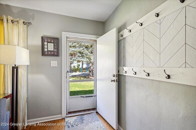 06-1560-Snyder-Rd-East-Lansing-MI-48823-