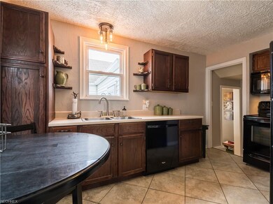 Kitchen comes complete with appliances in place!  