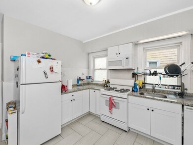 28 Magnolia St unit 1, Arlington, MA 02474 - photo 4