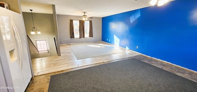 2503 Grotto Ln, Sevierville, TN 37876 - photo 7