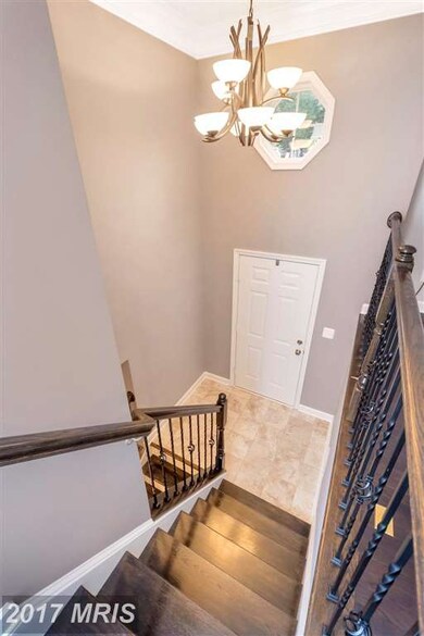 11007 Huntington Woods Cir, Fredericksburg, VA 22407 - photo 4