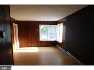 216 Harrison Ave, Trenton, NJ 08610 - photo 6