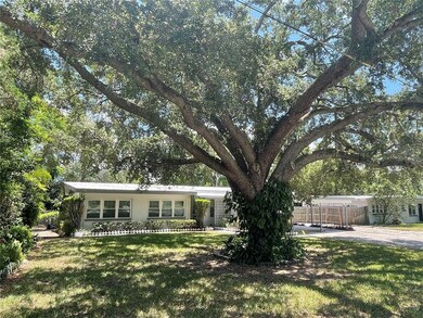 470 16th St NE, Winter Haven, FL 33881 - photo 2