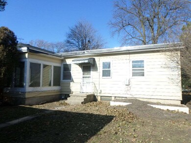 1120 Byron Ave, Waterloo, IA 50702 - photo 3