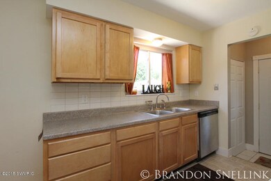 1625 Benjamin Ave NE, Grand Rapids, MI 49505 - photo 6