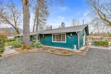 149 Queens Branch Rd, Rogue River, OR 97537 - photo 6