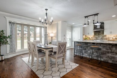 317 Granada Calle St, Granbury, TX 76049 - photo 6