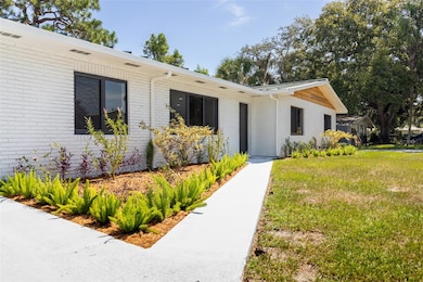 809 SE 12th St, Okeechobee, FL 34974 - photo 2