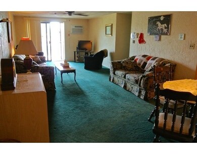 33 Lodgen Ct unit 3C, Malden, MA 02148 - photo 4