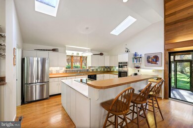 23212 Peach Tree Rd, Clarksburg, MD 20871 - photo 7