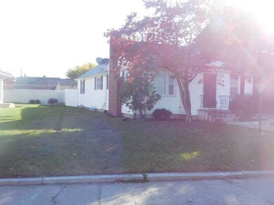 12 Wardlaw Ct, Providence, RI 02908 - photo 5