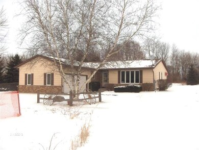 494 Windmill Rd, Brooklyn, WI 53521 - photo 2