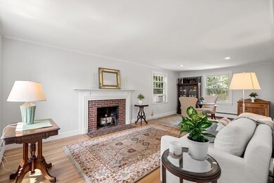 6 Smith St, Marblehead, MA 01945 - photo 2