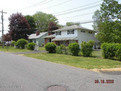 11 Alta Rd, Albany, NY 12205 - photo 2