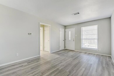 1818 S Travis Ave, Denison, TX 75021 - photo 5