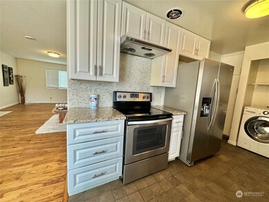 21807 31st Ave S, Des Moines, WA 98198 - photo 7