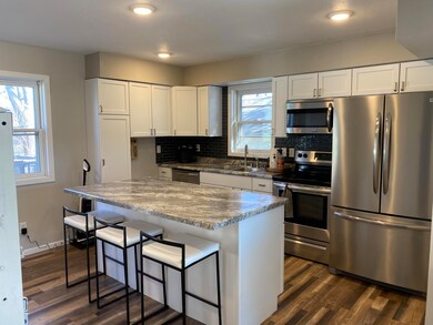 1014 E 7th Ave, Mitchell, SD 57301 - photo 4