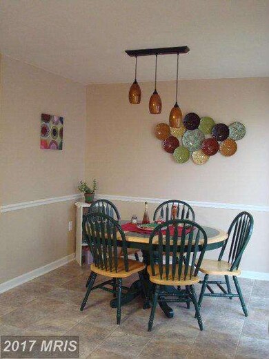 14 Litchfield Ln W, Martinsburg, WV 25405 - photo 5