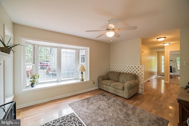 12 Spring Heath Ct, Windsor Mill, MD 21244 - photo 6