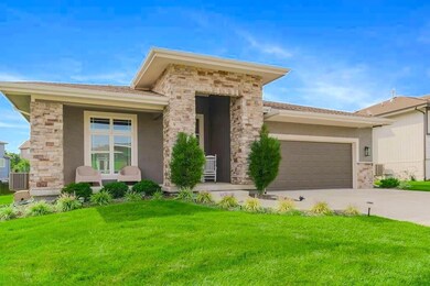 25291 W 83rd Terrace, Lenexa, KS 66227 - photo 2