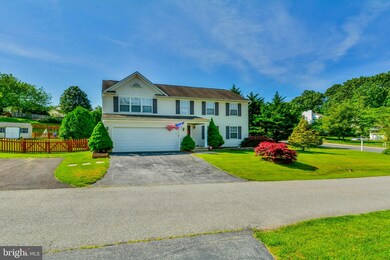 6563 Yumen Dr, Sykesville, MD 21784 - photo 2