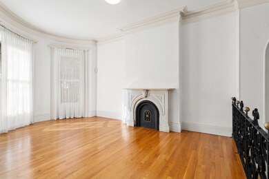 153 W Newton St, Boston, MA 02118 - photo 4