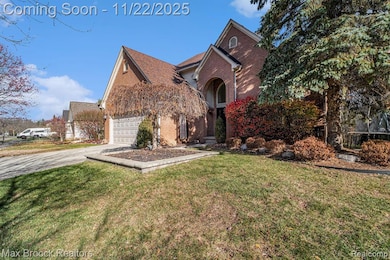 25731 Abbey Dr unit 10, Novi, MI 48374 - photo 2