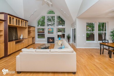 Living Room_7197-FULL