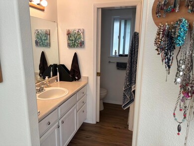 46 SW Leonard St, Grants Pass, OR 97526 - photo 7