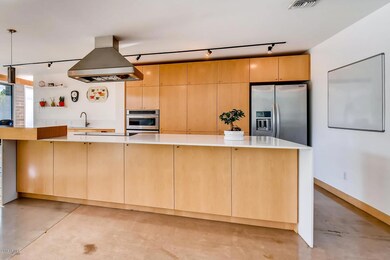 Incredible kitchen
