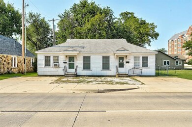 204 E Lindsey St unit 204, 206, Norman, OK 73069 - photo 2