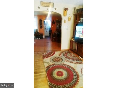 563 Furnace St, Emmaus, PA 18049 - photo 4