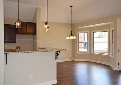Eat-in Kitchen
