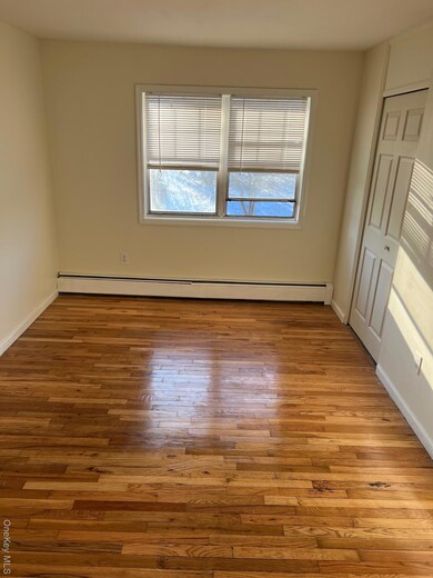 2103 Barclay Manor unit 21C, Newburgh, NY 12550 - photo 5