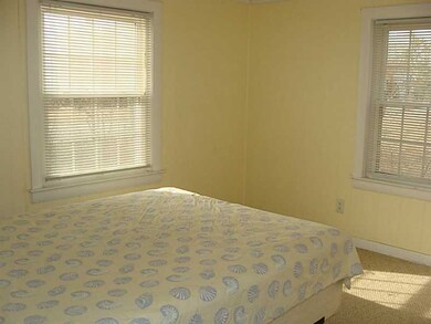 284 Mautucket Rd, Wakefield, RI 02879 - photo 6