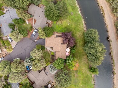 20753 Will Scarlet Ln, Bend, OR 97702 - photo 3