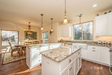 220 Fairway Dr, Weaverville, CA 96093 - photo 3