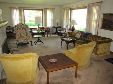 18404 Perth Ave, Homewood, IL 60430 - photo 2