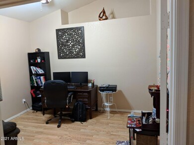 1022 N Maple Ct, Chandler, AZ 85226 - photo 6