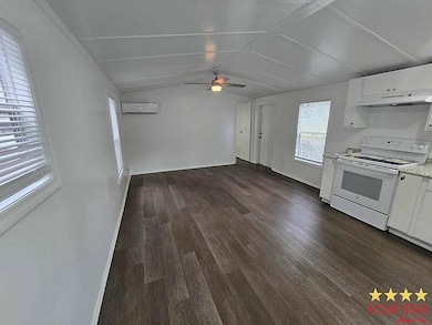 28313 U S 27 unit 55, Leesburg, FL 34748 - photo 4