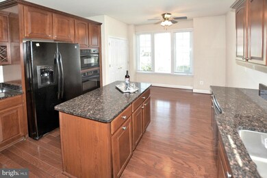 6912 Sunday Silence Ct, Gainesville, VA 20155 - photo 7