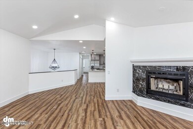 08-Living Room_IMG_7666