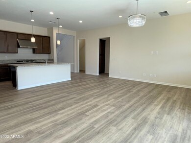 10157 E Tahoe Ave, Mesa, AZ 85212 - photo 7