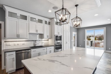 821 Leeward Ln, Oregon, WI 53575 - photo 3